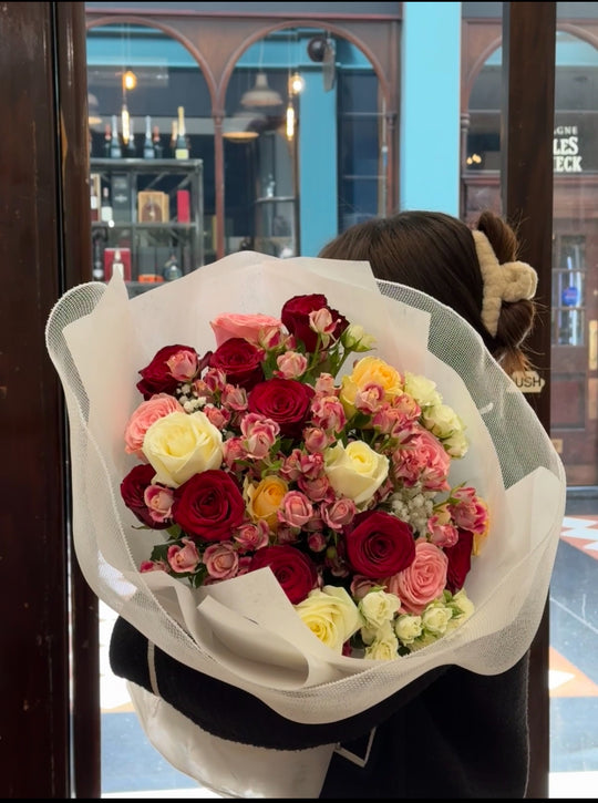 Fresh Flowers: Radiant Mix Roses Medley Bouquet | Daisy Florist