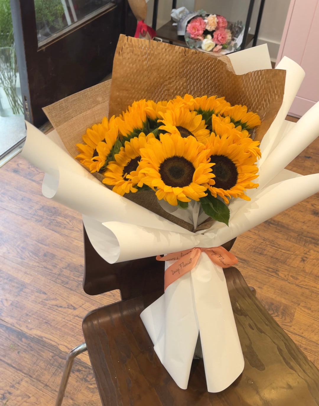 Fresh Sunflower Bouquet - 10 Stems | Daisy Florist