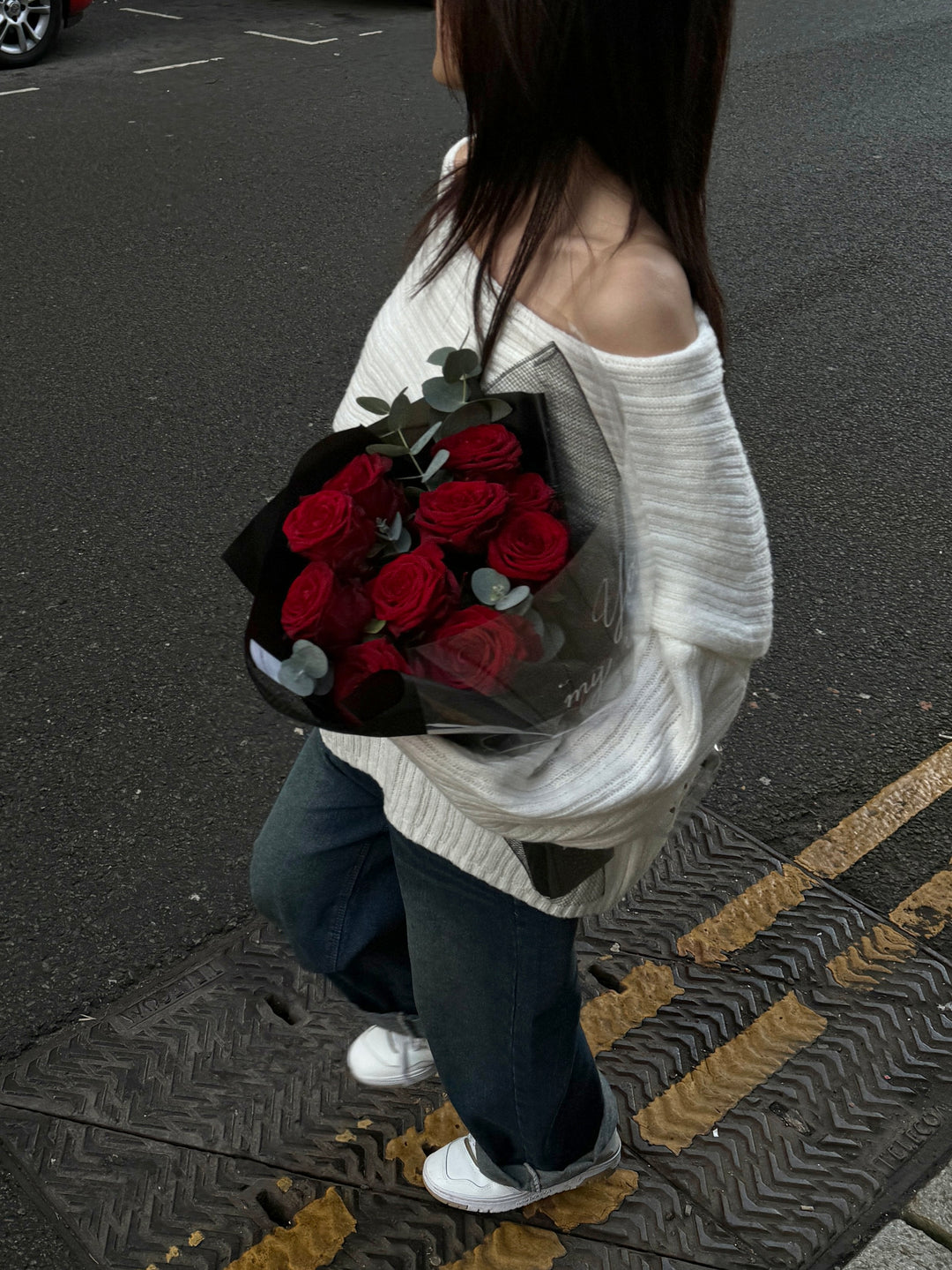 Romantic Red Rose Bouquet | Daisy Florist