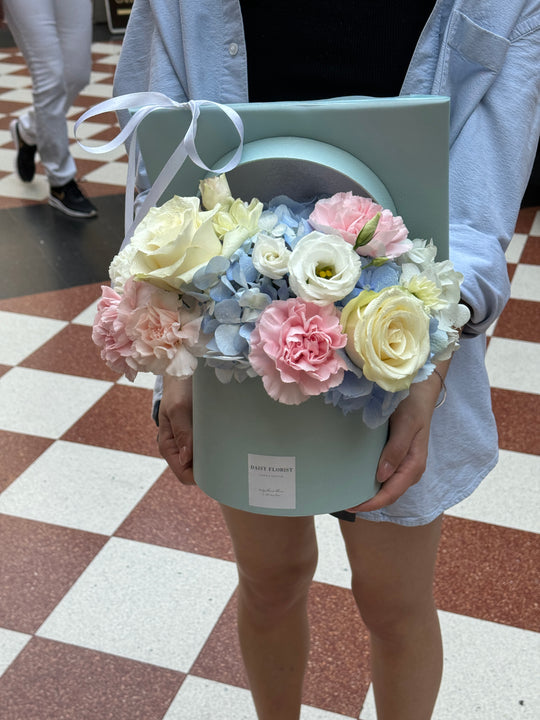 Fresh Flower Box: Bright Pastel Flowers | Daisy Florist