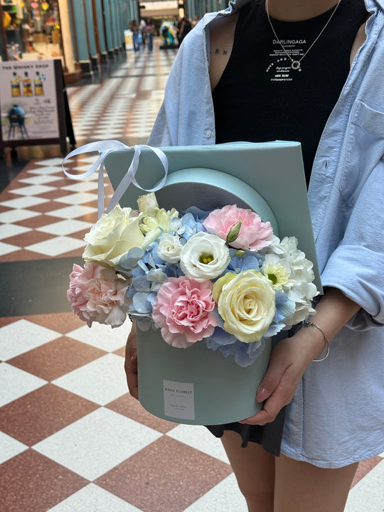 Fresh Flower Box: Bright Pastel Flowers | Daisy Florist