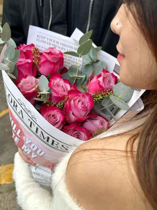 Purple Passion Posy: Elegant Purple Roses Arrangement | Daisy Florist