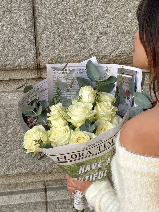 Pearl Whisper Bouquet: Luxurious White Roses Arrangement