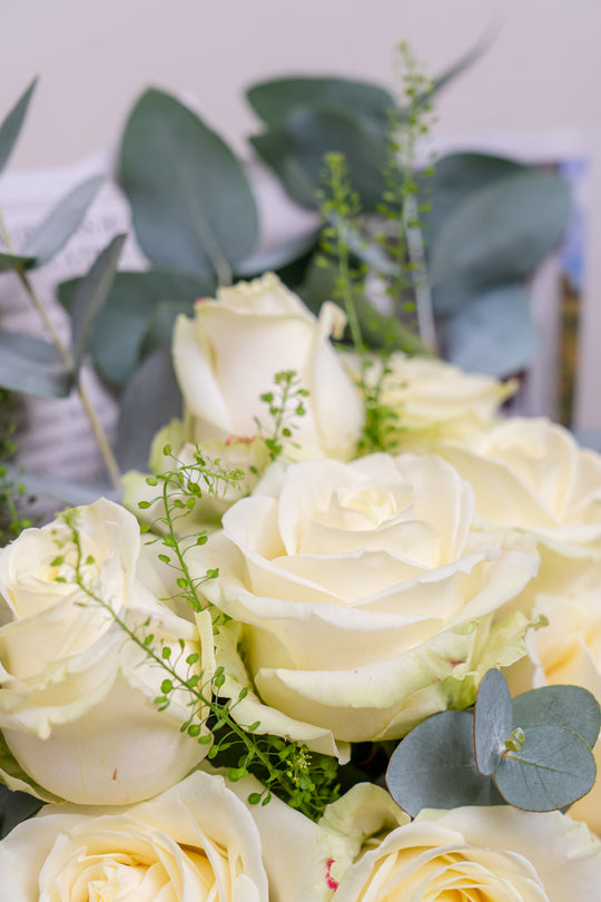 Pearl Whisper Bouquet: Luxurious White Roses Arrangement