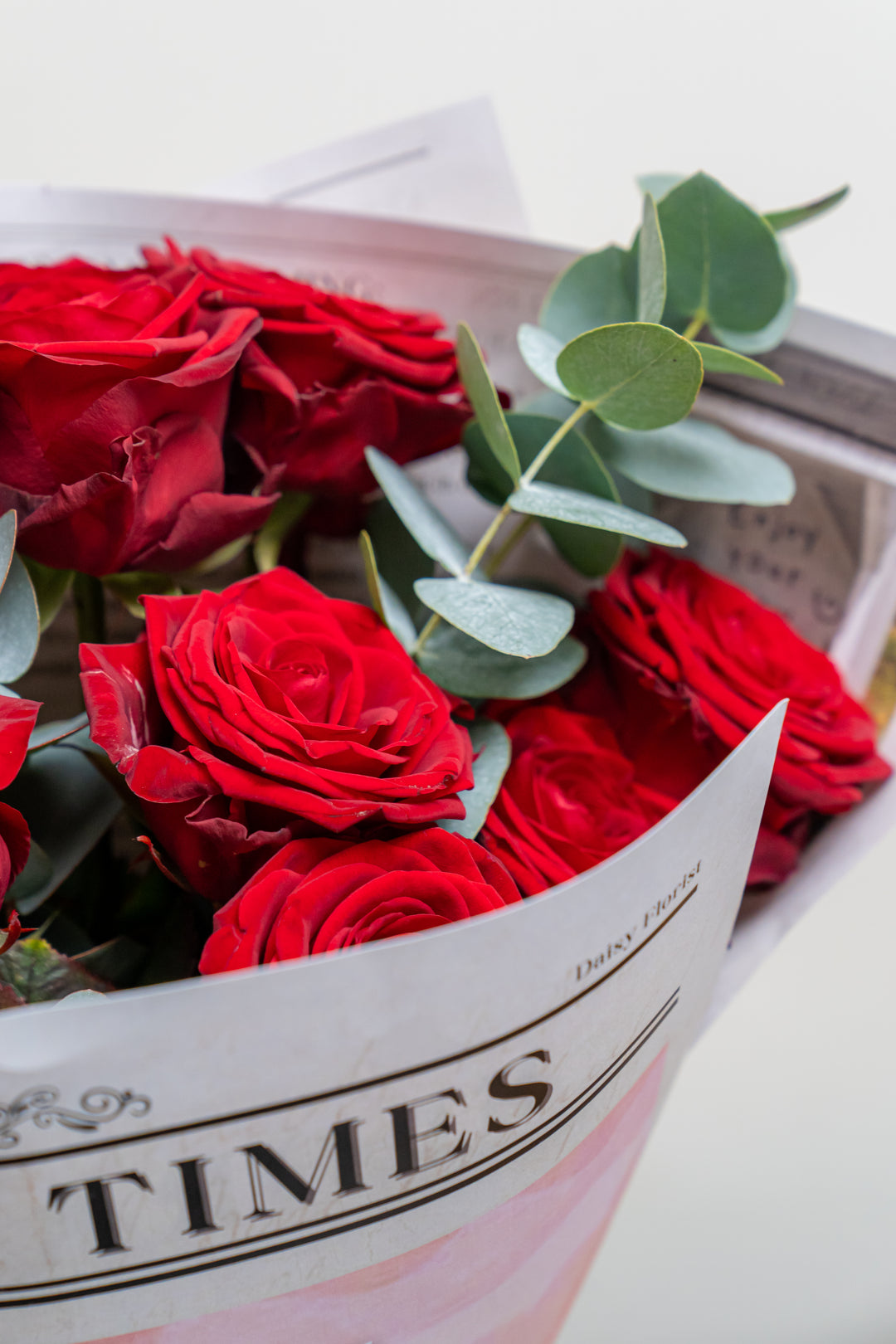 Crimson Love Symphony: Red Roses Arrangement - 10 stems | Daisy Florist