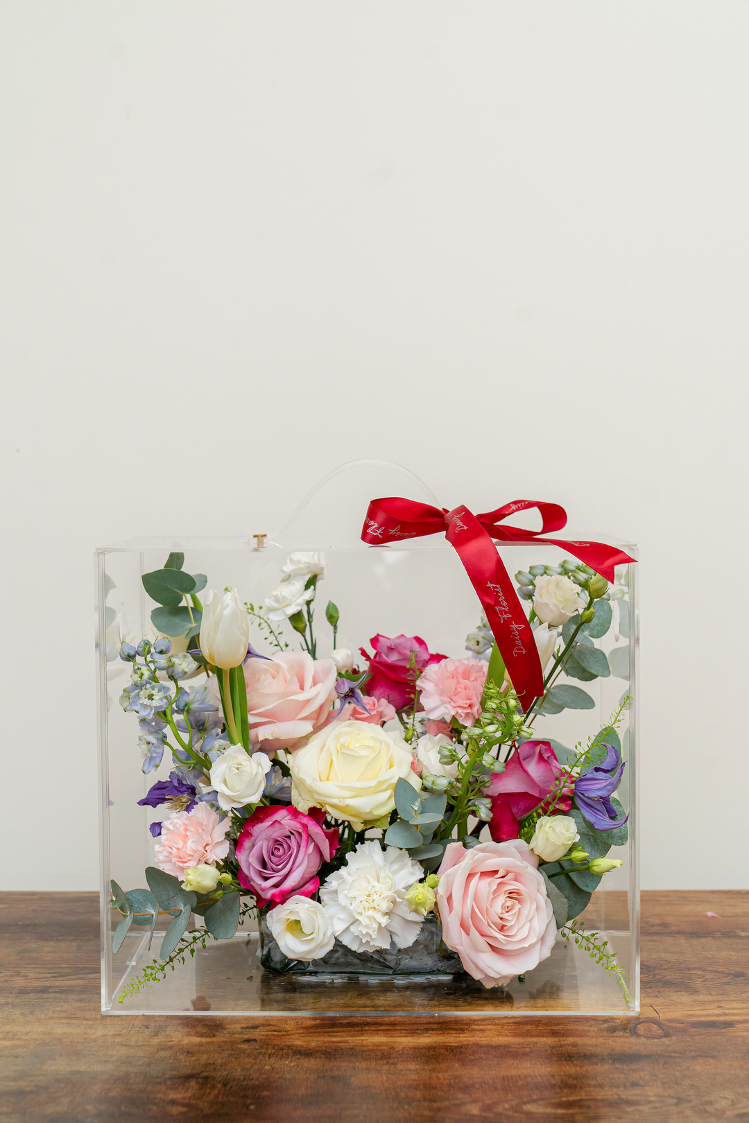 Pink Pastel Mixed Fresh Flower in large Mica Box (35x30x18cm) | Daisy Florist