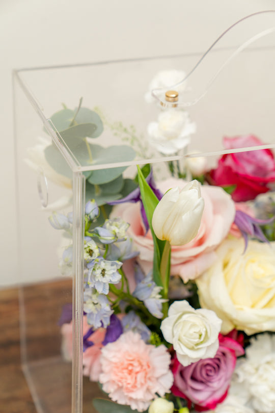 Pink Pastel Mixed Fresh Flower in large Mica Box (35x30x18cm) | Daisy Florist