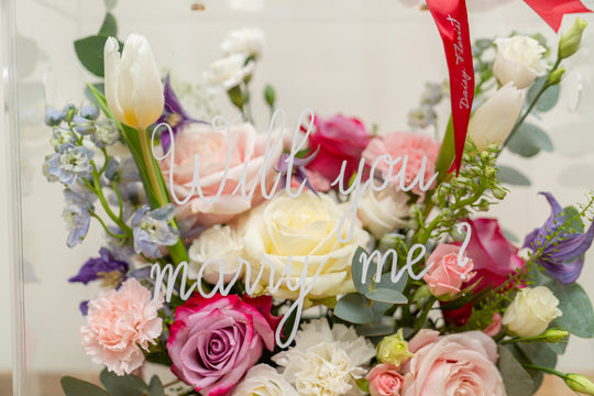 Pink Pastel Mixed Fresh Flower in large Mica Box (35x30x18cm) | Daisy Florist