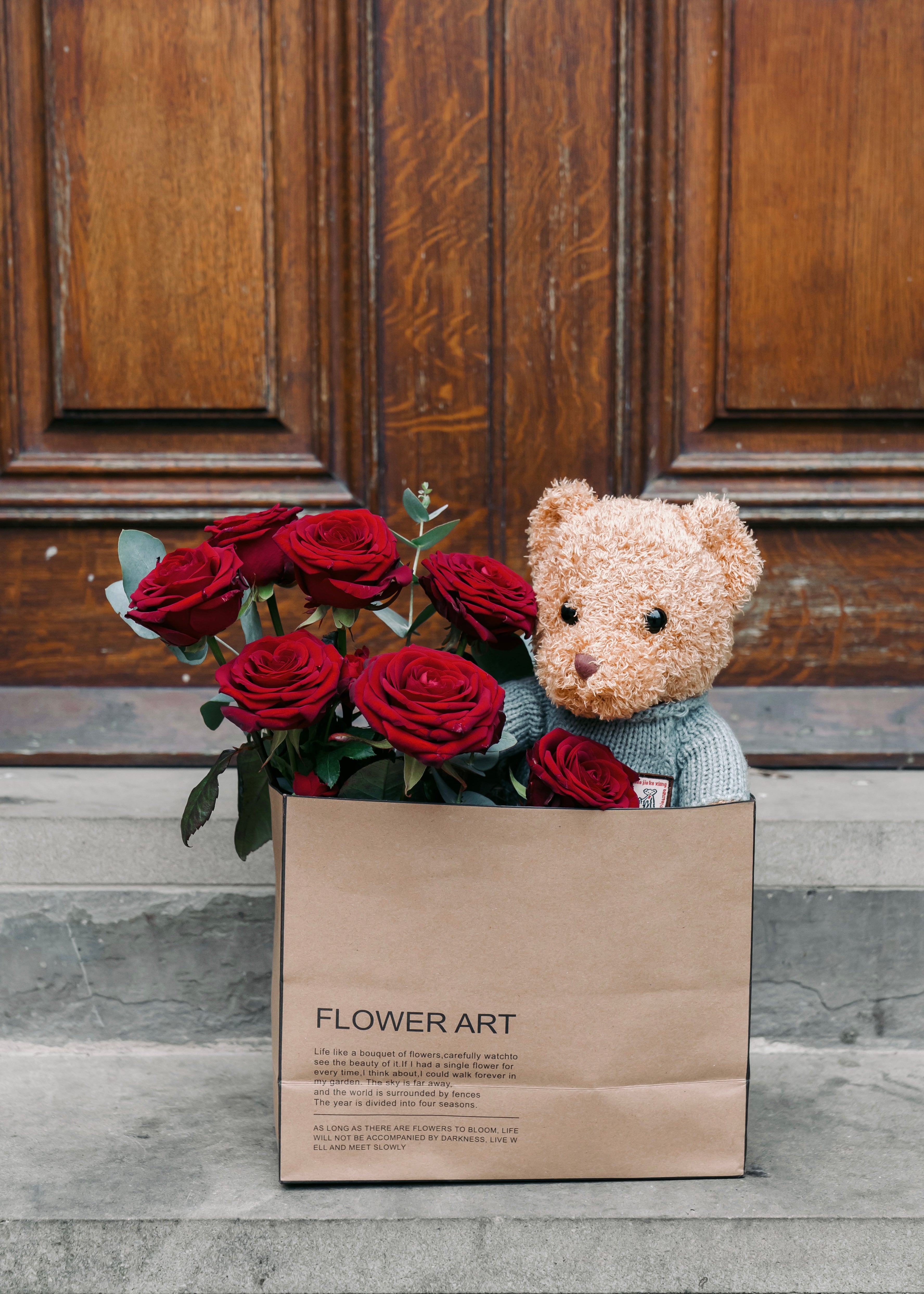 Special Fresh Red Roses Box with Teddy Bear Daisy Florist