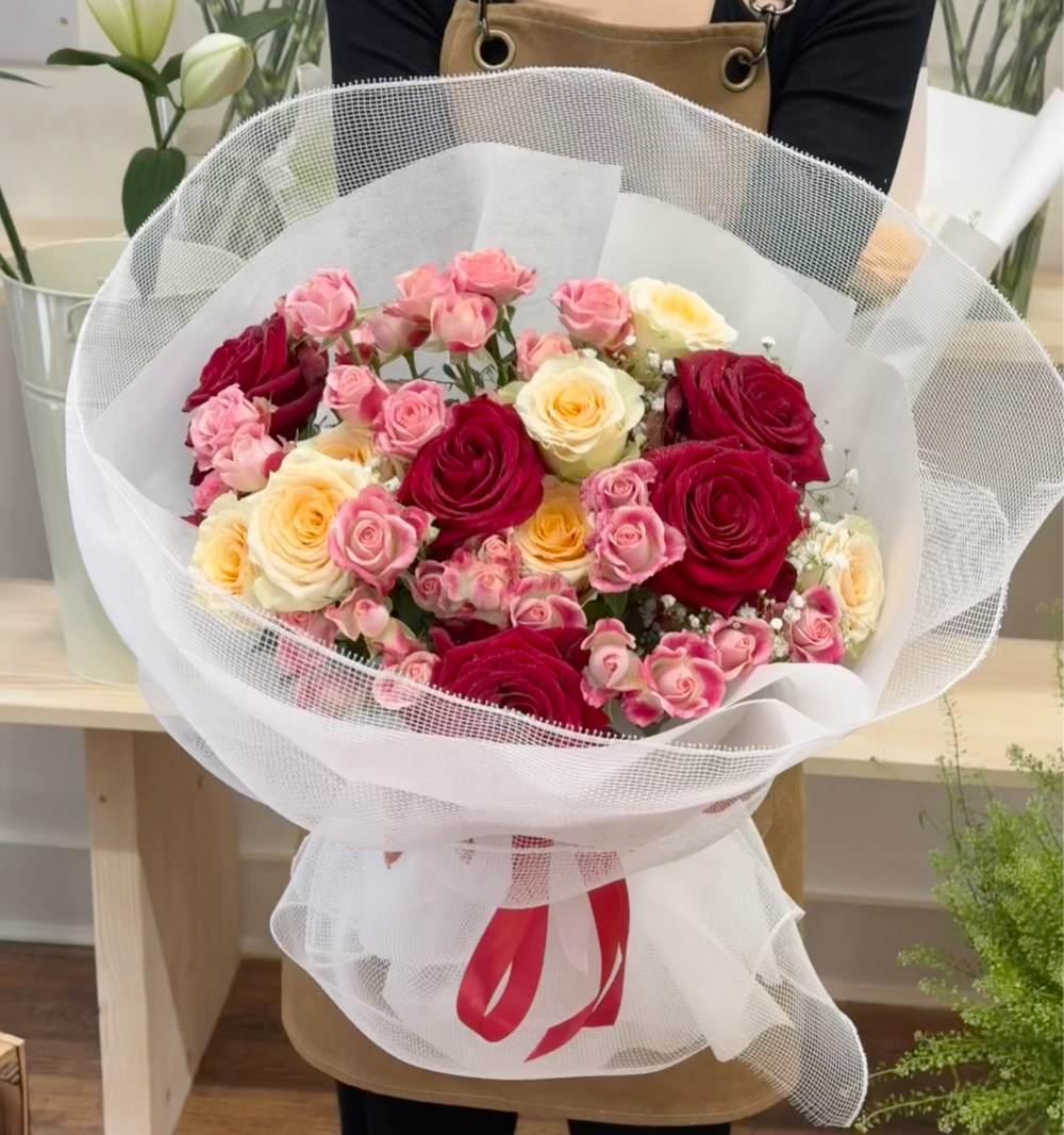Fresh Flowers: Radiant Mix Roses Medley Bouquet | Daisy Florist