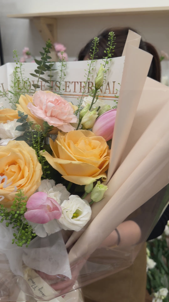 Fresh Flowers: Elegant Eternal Love Bouquet | Daisy Florist